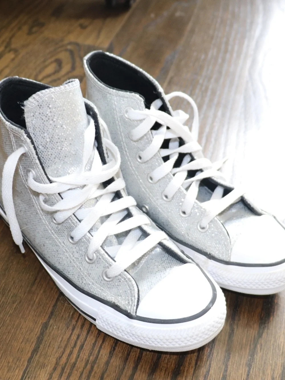 Converse Chuck Taylor All Star Glitter High Top Sneaker Shoes Size 3.5 Silver - Picture 2 of 11